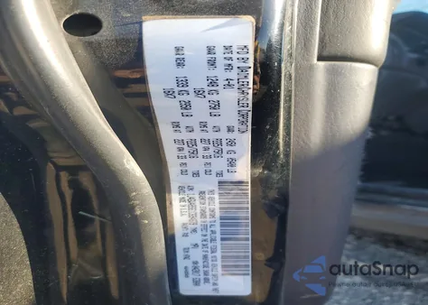 2001 Jeep Grand Cherokee Laredo z USA, uszkodzony, nr VIN 1J4GW48S61C694679